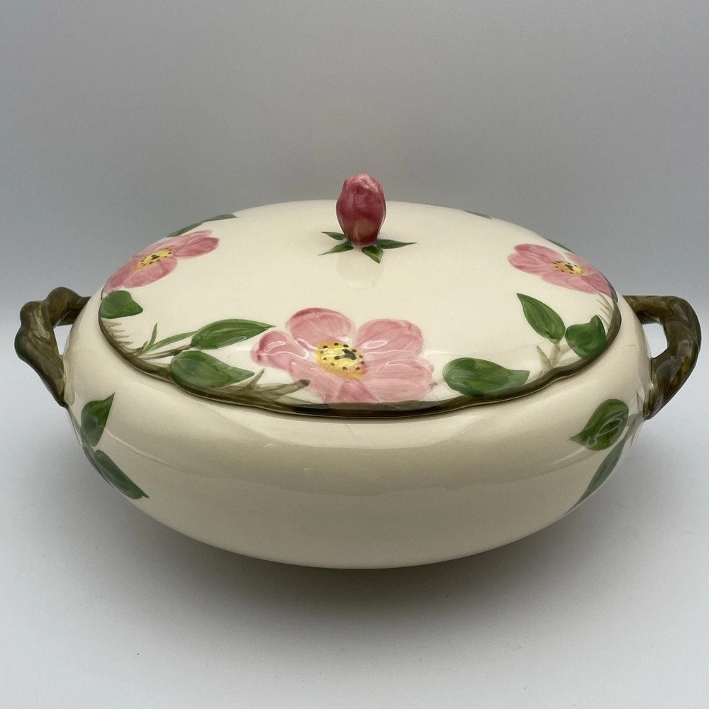 Vintage Franciscan Desert Rose 8" Covered Casserole Dish with Lid UNUSED
